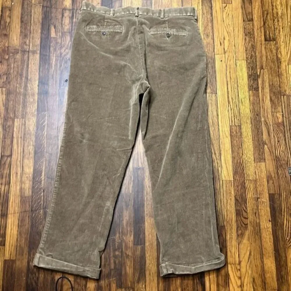 Roundtree Yorke Corduroy Pleated Chino Pants Mens 36x29 (36x26) Cuff‎ Hem Brown